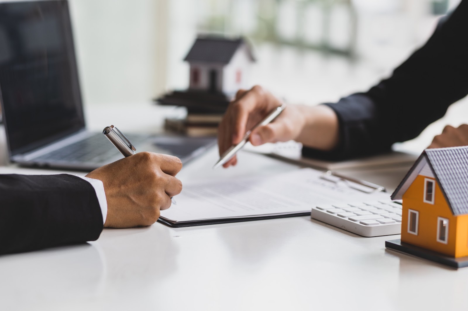 LeaseAccelerator: Vendor Analysis — Lease lifecycle management solution overview, roadmap, competitors, tech selection tips, analyst summary - Vimarsana News